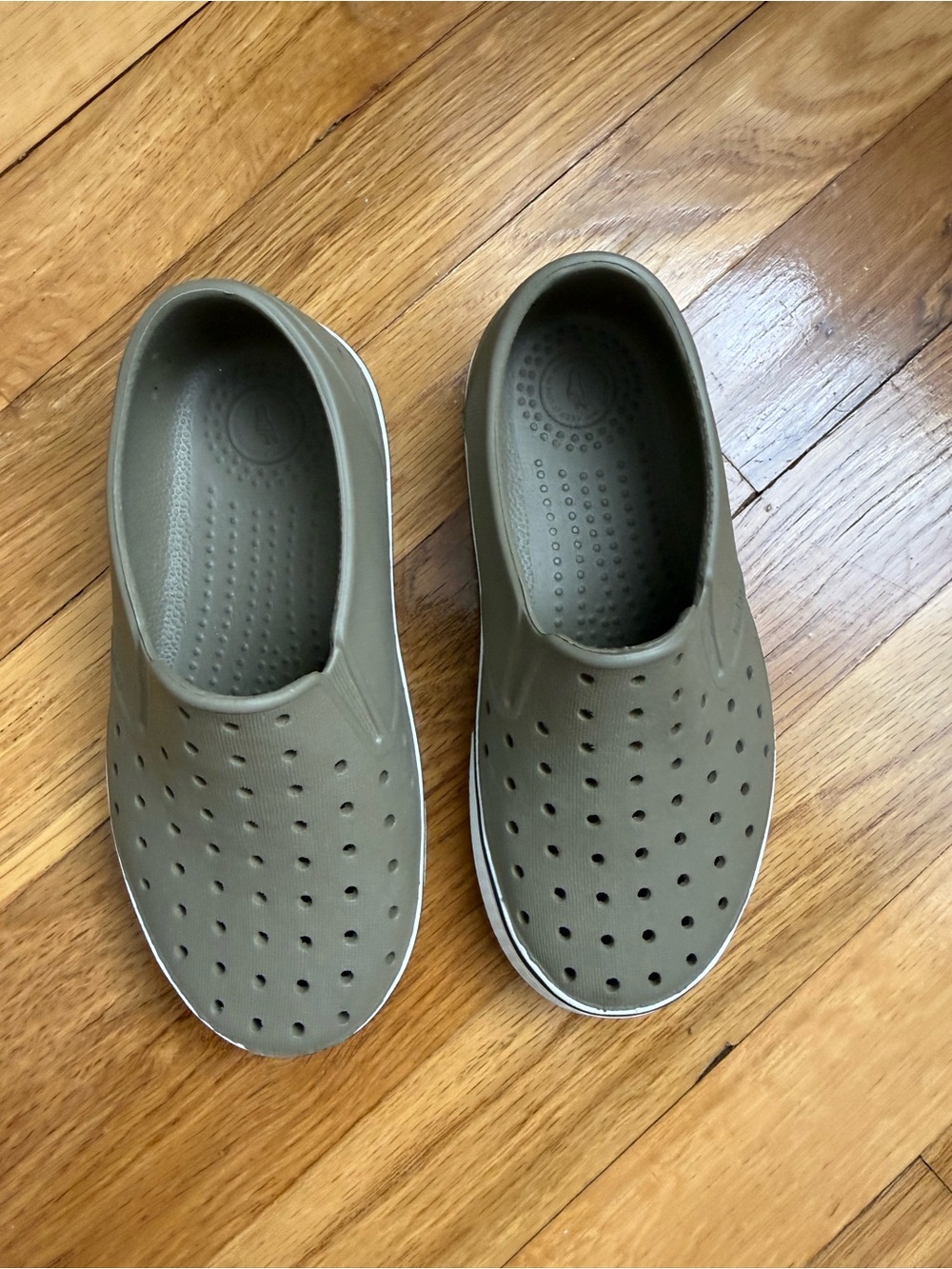 Native Kids Lightweight Slip-On Clog in Olive